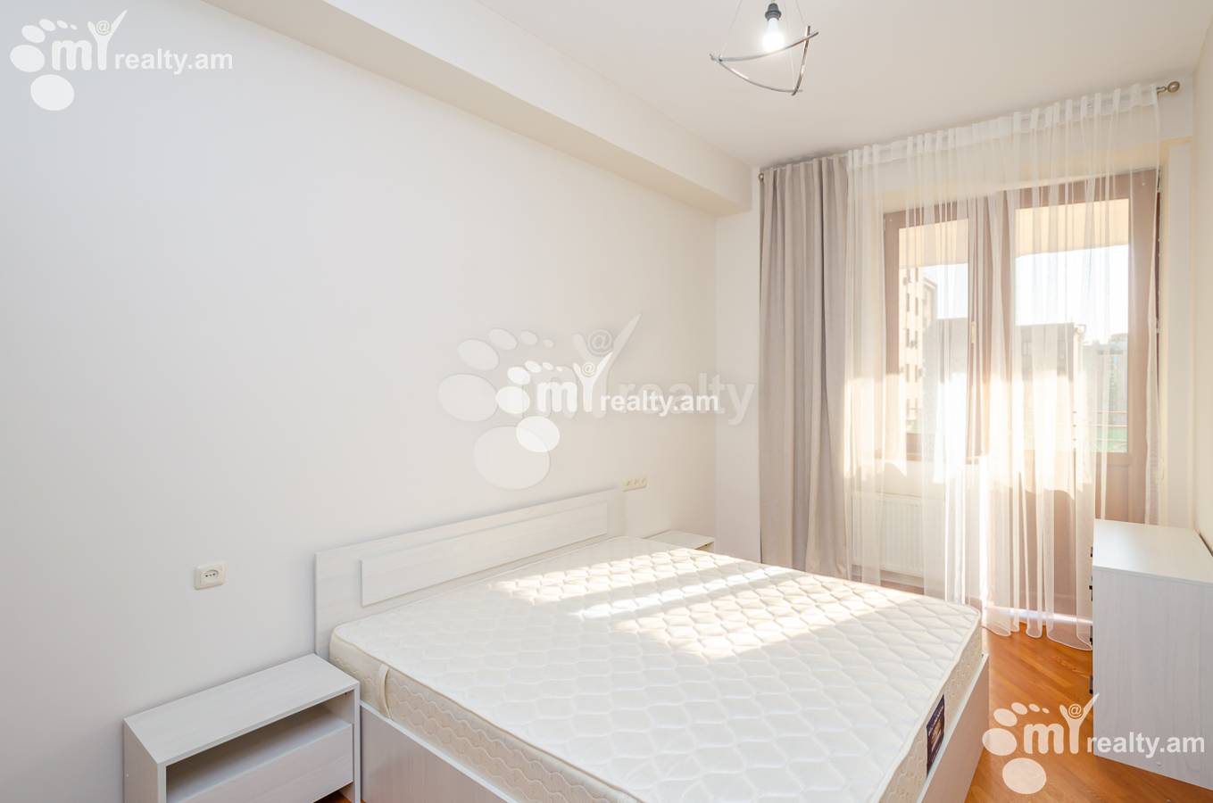 4 bedroom apartment for rent Yekmalyan St, Center Yerevan, 153466