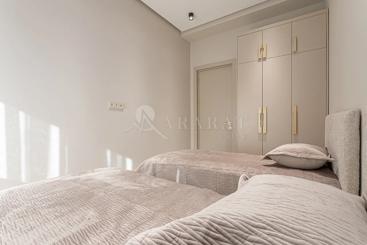 3 bedroom apartment for rent خیابان آرشاکونیاک, مرکز شهر ایروان, 158401