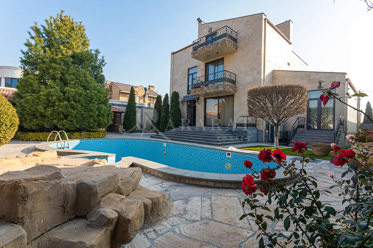 House for sale G 1 dis., Adjapnyak Yerevan, 158466