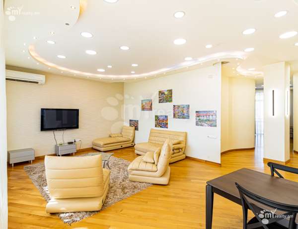 3-senyakanoc-bnakaran-vacharq-Yerevan-Center