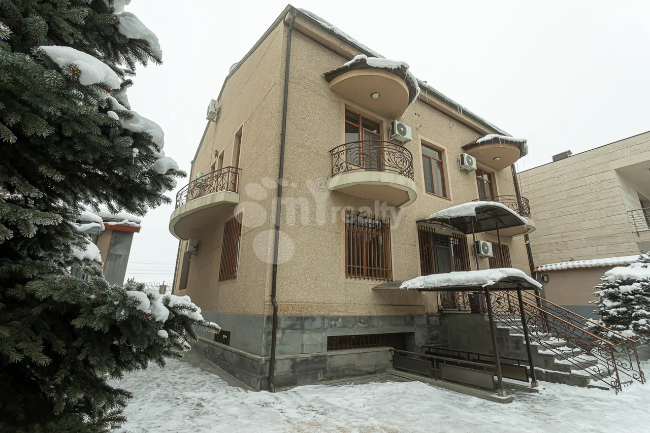 House for sale Tsarav Aghbyur St, Awan Yerevan, 159132