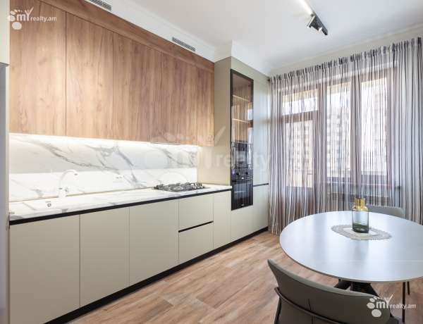 4-senyakanoc-bnakaran-vacharq-Yerevan-Center