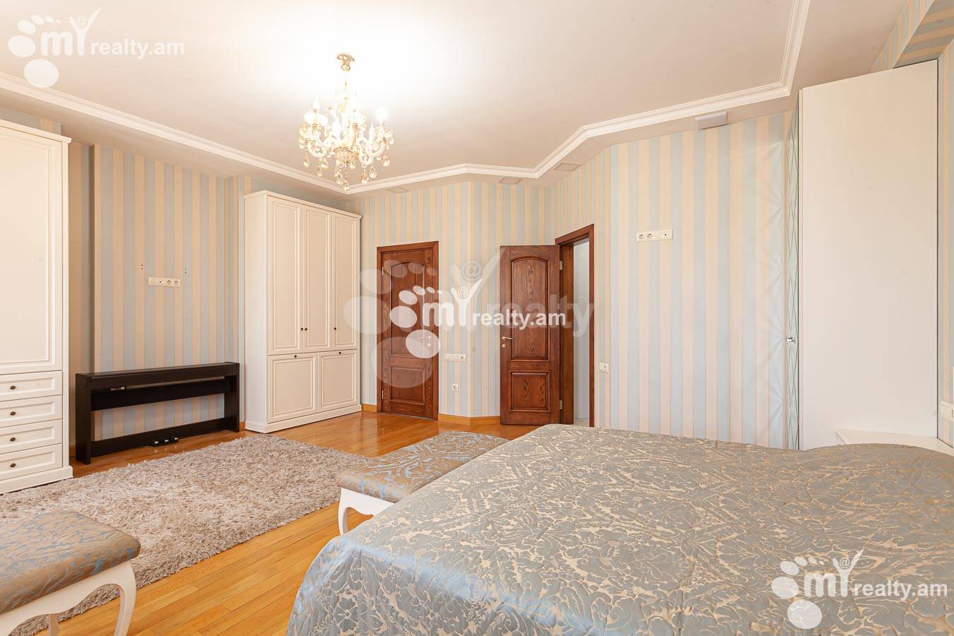 4 սենյականոց բնակարան  Սասնա Ծռեր փող., Դավթաշեն Երևան, 155027