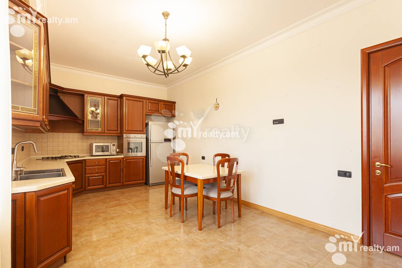 4 bedroom apartment for rent Teryan St, Center Yerevan, 156948