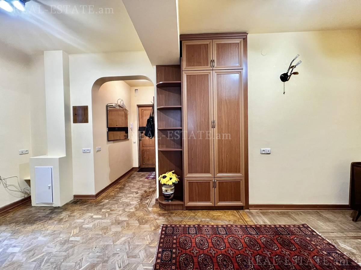 2 սենյականոց բնակարան  Սունդուկյան փող, Արաբկիր Երևան, 129637