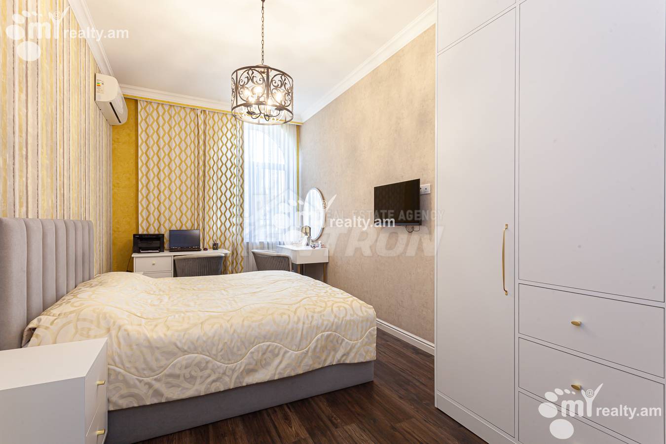 3 bedroom apartment for sale خیابان ماشتوتس, مرکز شهر ایروان, 155620