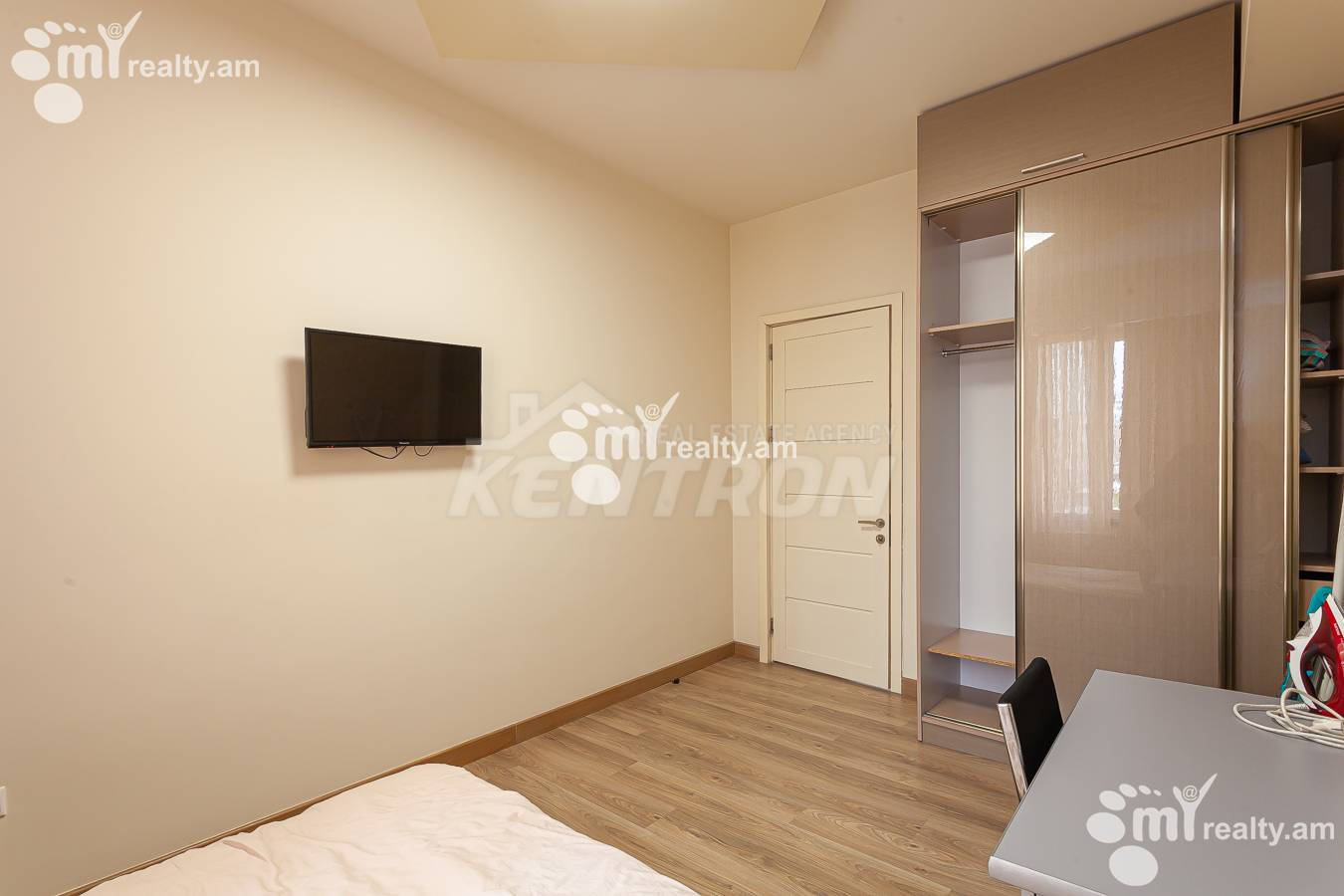 3 bedroom apartment for sale Gyulbenkyan St, Arabkir Yerevan, 142112