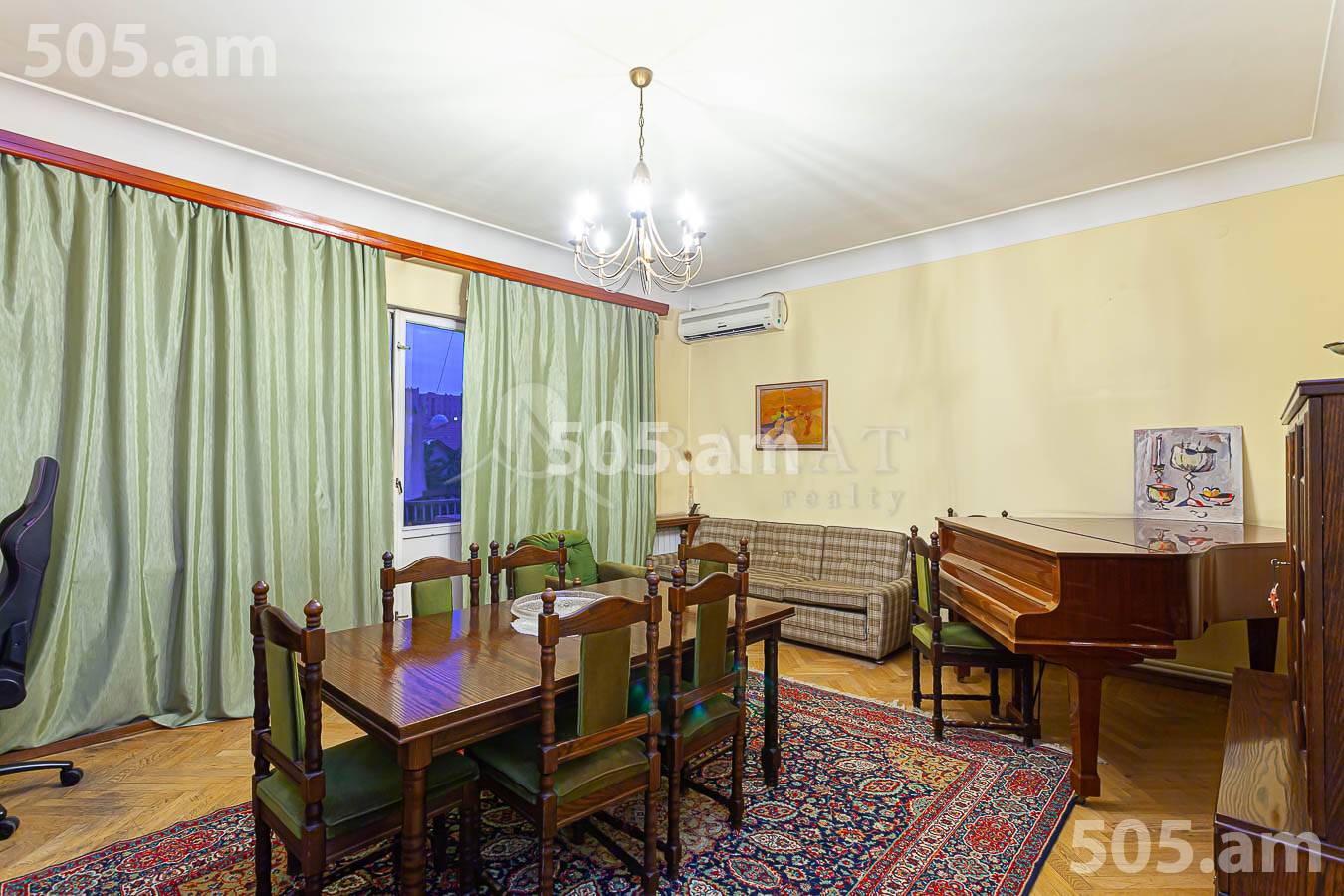 4 bedroom apartment for sale Zarobyan St, Center Yerevan, 154670