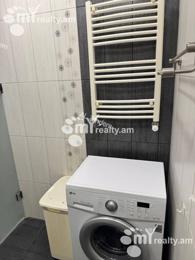 3 սենյականոց բնակարան վարձով Դ. Դեմիրճյան փող, Կենտրոն Երևան, 156756