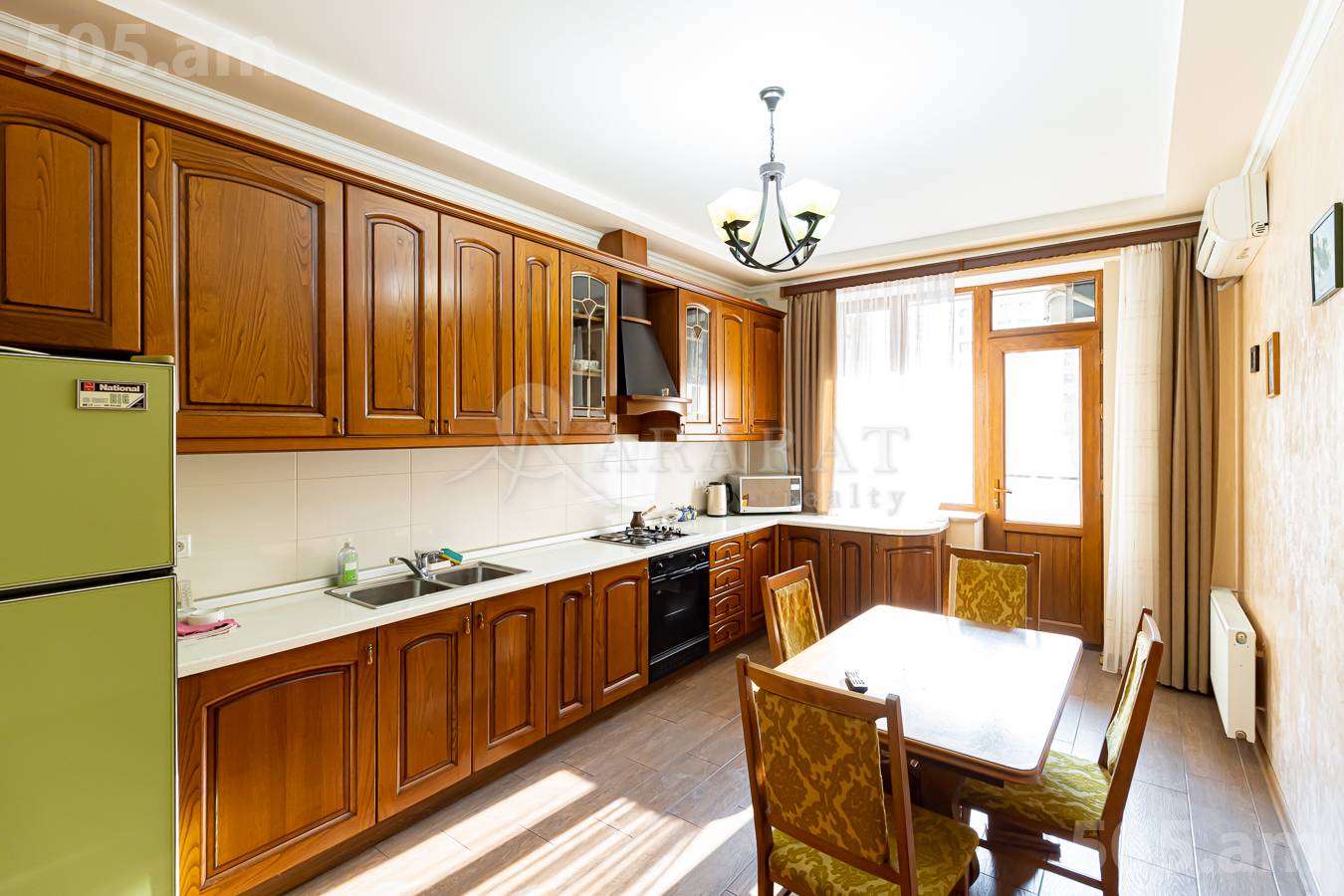 4 bedroom apartment for sale Aram St, Center Yerevan, 154641