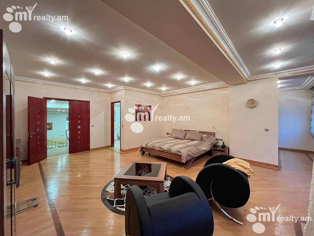 5 bedroom apartment for sale خیابان آنتارایین, مرکز شهر ایروان, 156791