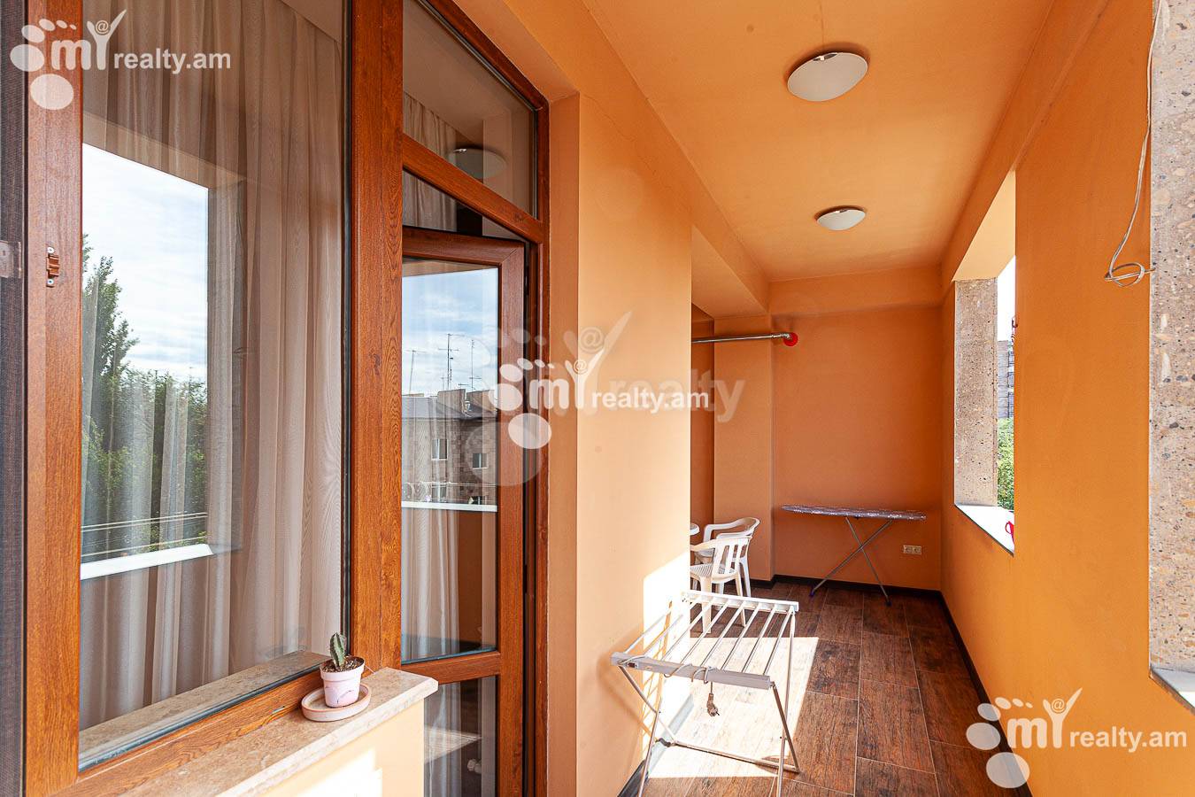 3 bedroom apartment for sale خیابان فوچیک, آچاپنیاک ایروان, 152996