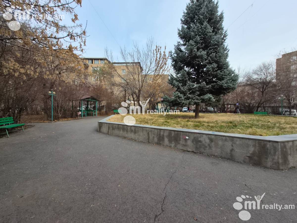 2 սենյականոց բնակարան  Շիրվանզադեի փող, Արաբկիր Երևան, 158410