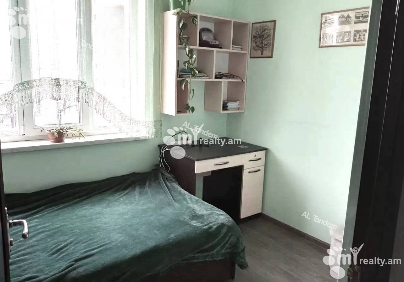 4 bedroom apartment for sale Hr.Kochar St, Arabkir Yerevan, 158127