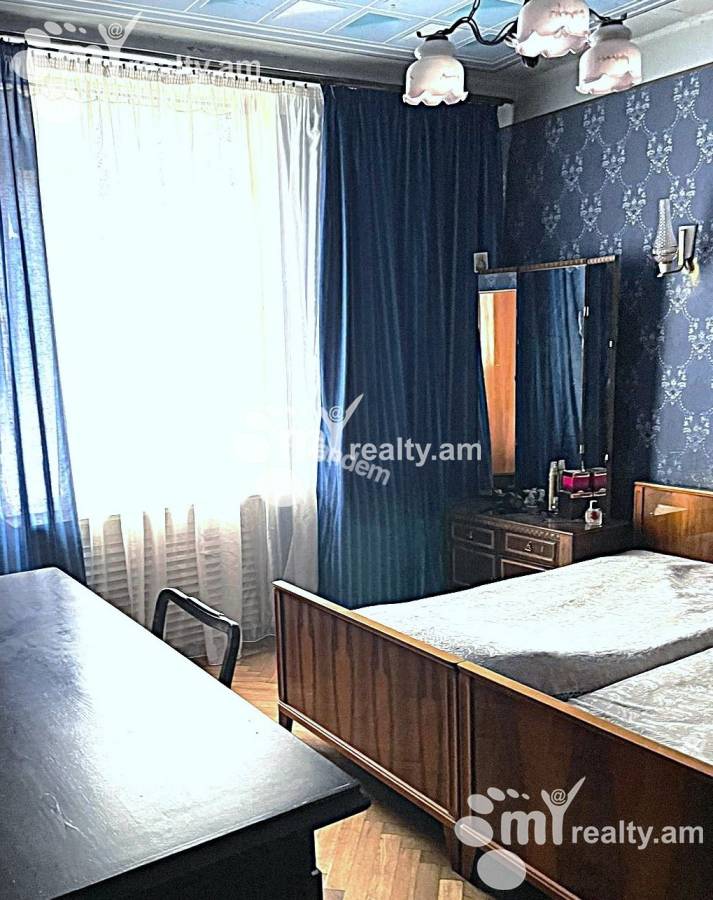 3 bedroom apartment for sale خیابان تومانیان, مرکز شهر ایروان, 155888