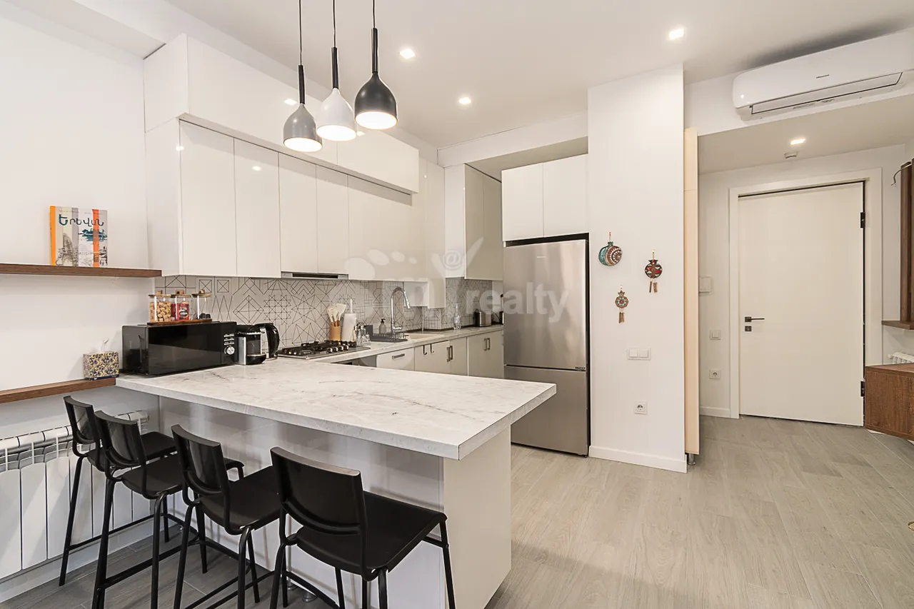 3 bedroom apartment for sale Antarayin, G.Emin St, Center Yerevan, 159443
