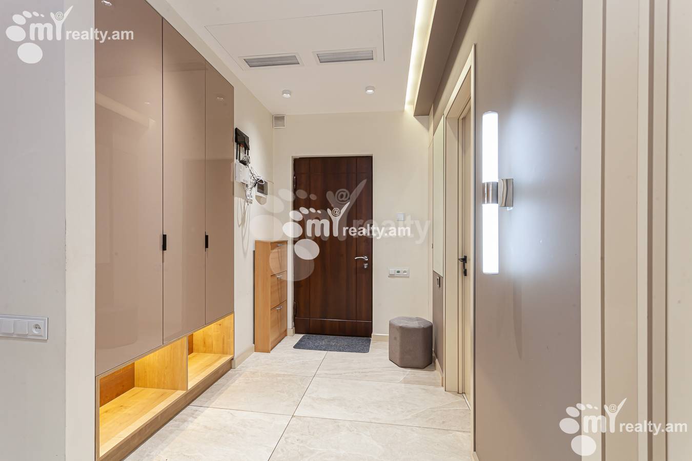 3 սենյականոց բնակարան  Ներսիսյան փող., Քանաքեռ-Զեյթուն Երևան, 155727