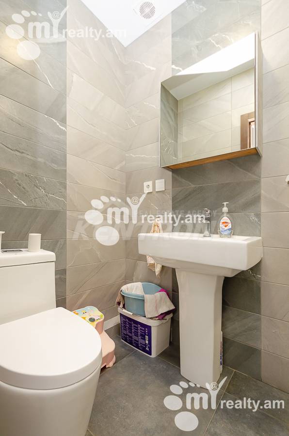 4 bedroom apartment for sale خیابان سِواک, کاناکِر – زیتون ایروان, 141547