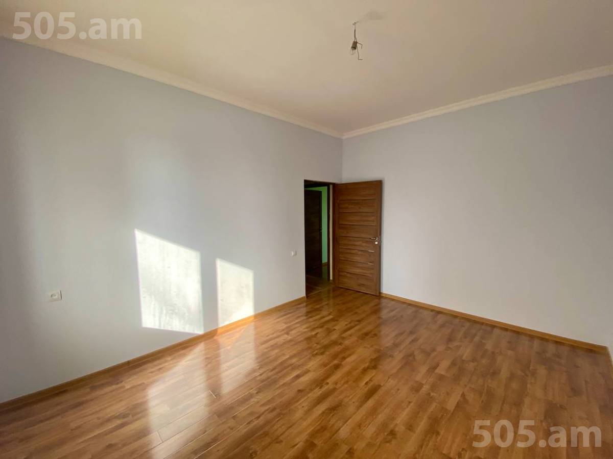 4 bedroom apartment for sale M․ Melqonyan str, Center Yerevan, 152770