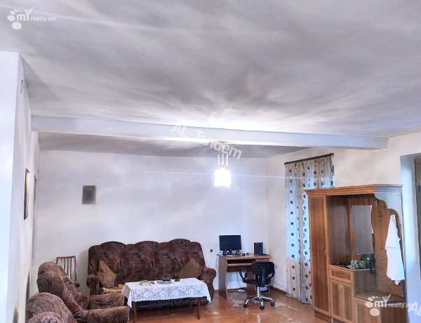 house-for-sale/Mashtoc/Oshakan/Aragatsotn