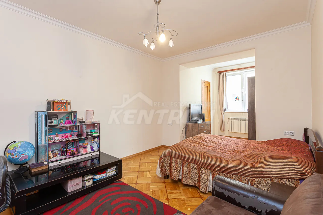 3 bedroom apartment for sale Pushkin St, Center Yerevan, 158494