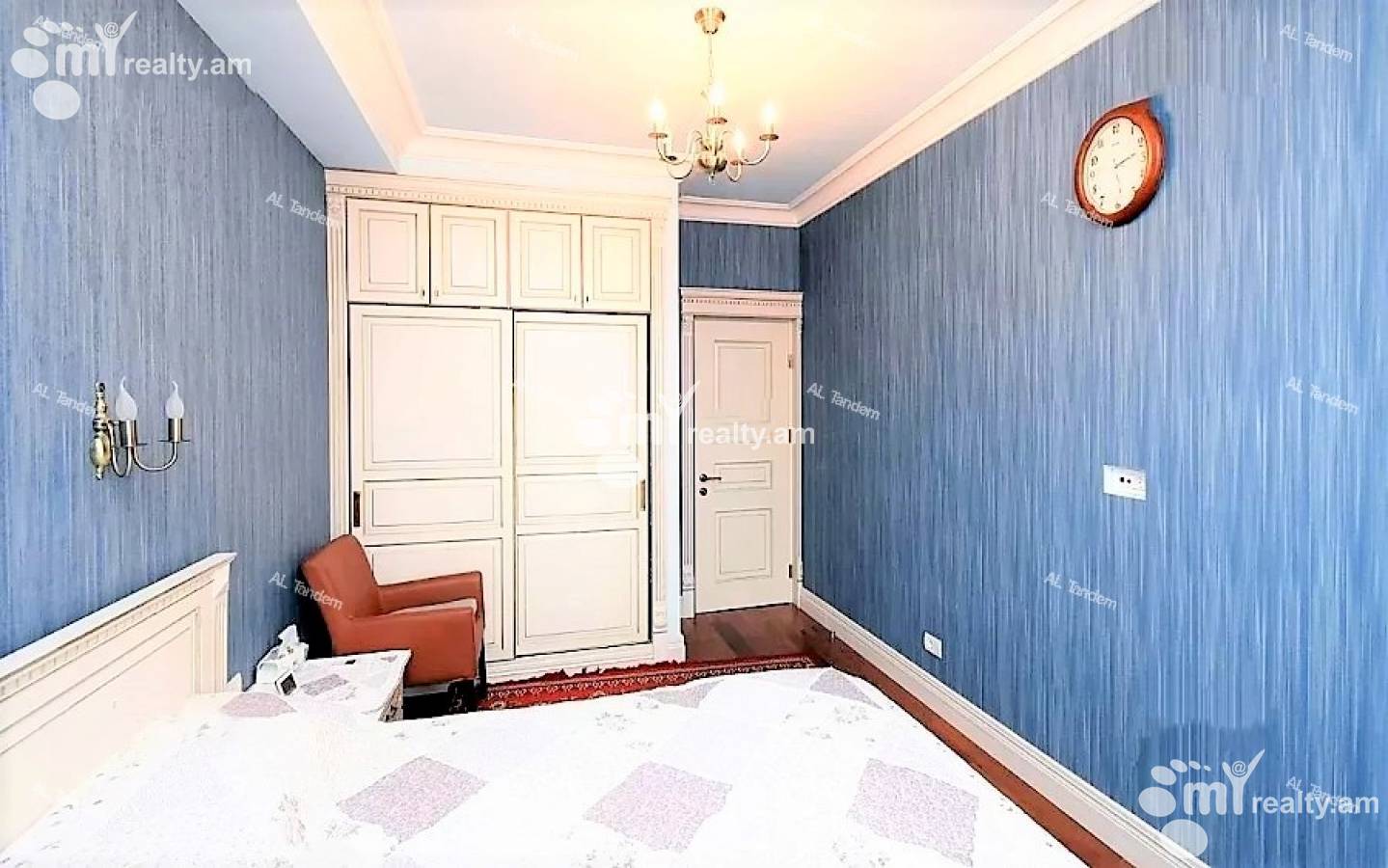 Купить 4 комнатную квартиру Цицернакаберд шоссе, Центр Ереван, 122548