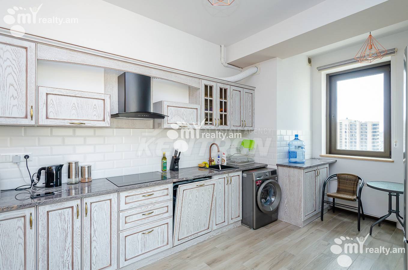 4 bedroom apartment for sale Buzand St, Center Yerevan, 145170