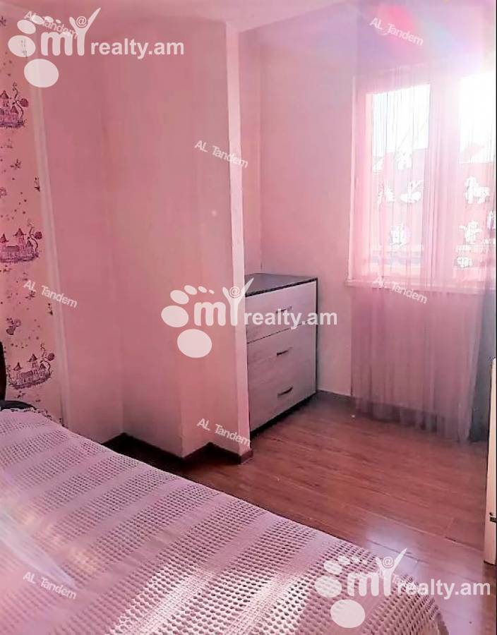 4 bedroom apartment for sale Vardanants St, Center Yerevan, 122549