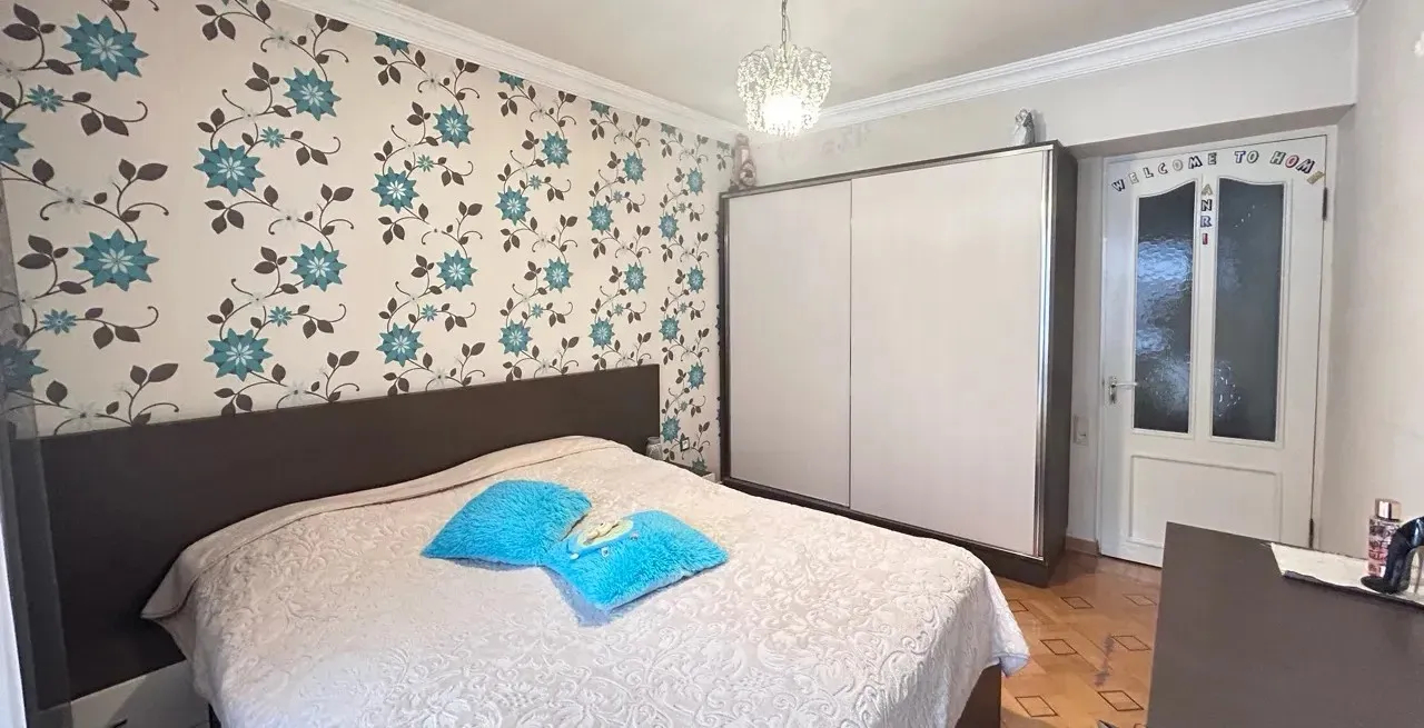 3 bedroom apartment for sale خیابان برادران اوربِلی, عربگیر ایروان, 159125