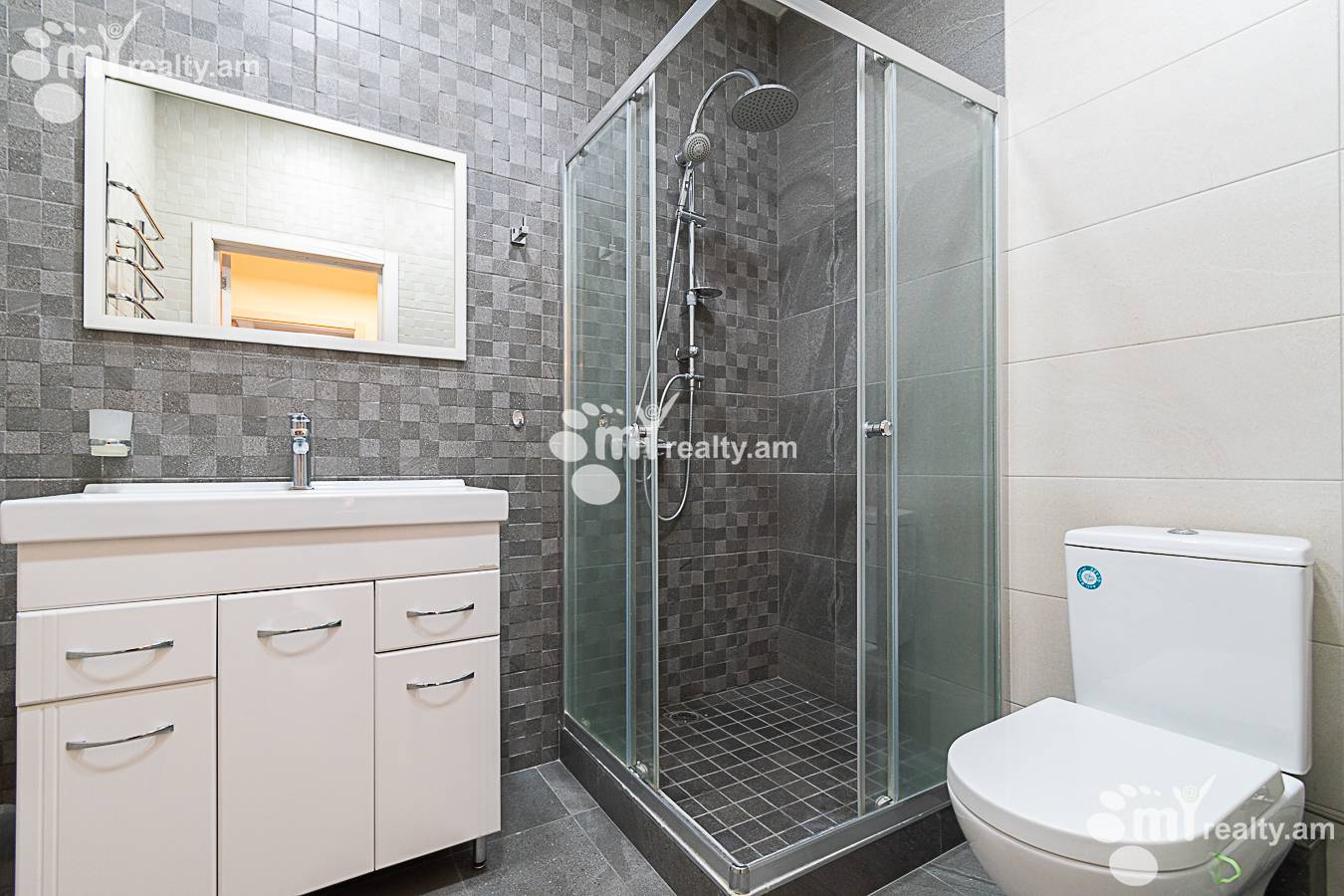 Купить 2 комнатную квартиру Бузанд ул, Центр Ереван, 143480