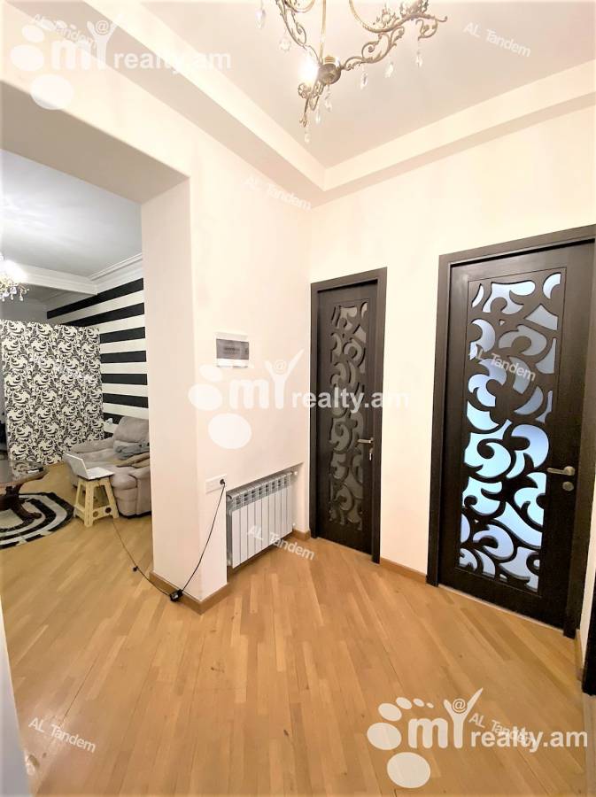 4 bedroom apartment for sale Nalbandyan St, Center Yerevan, 124001