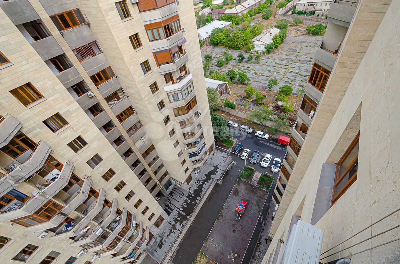 3 bedroom apartment for sale Argishti St, Center Yerevan, 157867