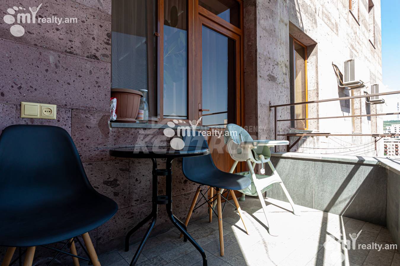 Купить 2 комнатную квартиру Маштоца пр, Центр Ереван, 151092