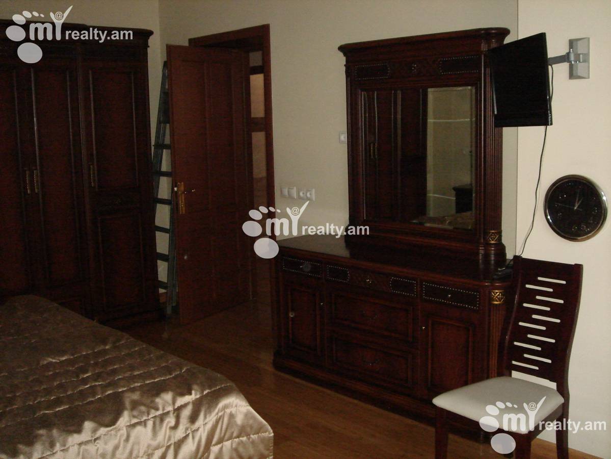 Снять 2 комнатную квартиру Московян ул, Центр Ереван, 154596