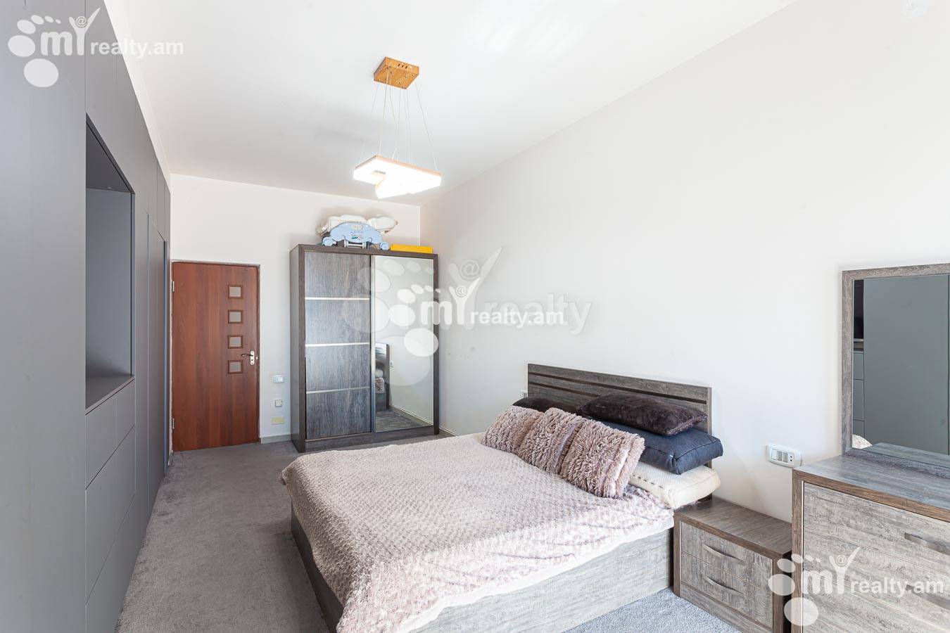 2 bedroom apartment for sale Northern(Hyusisayin)  Ave, Center Yerevan, 154915