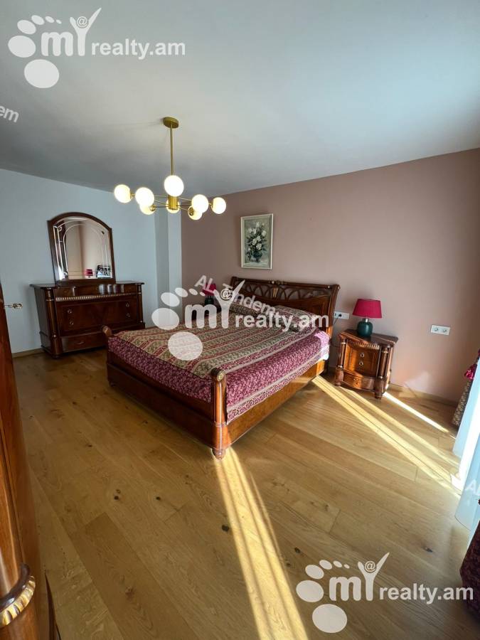 Снять 4 комнатную квартиру Мамиконянц ул, Арабкир Ереван, 158202