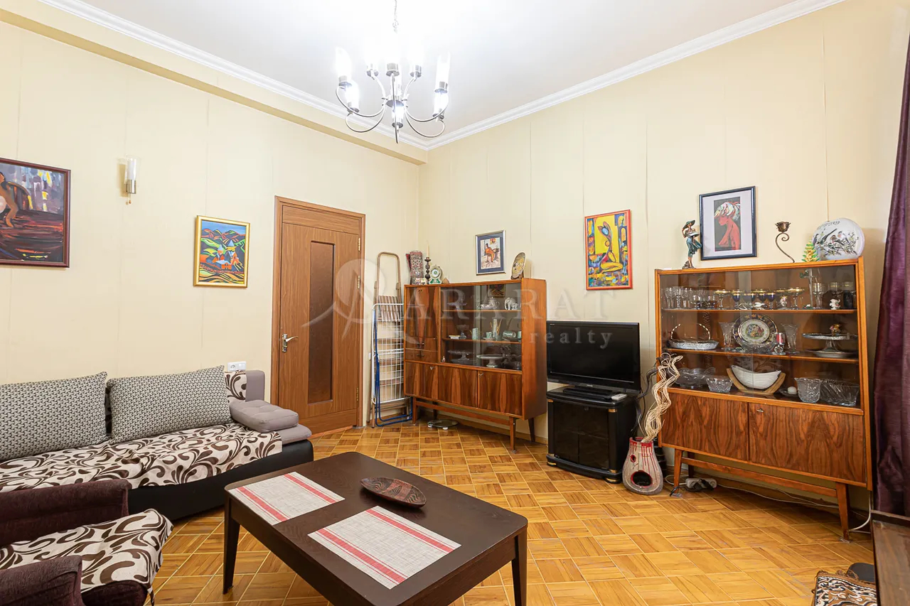 2 bedroom apartment for sale خیابان واردانانتس, مرکز شهر ایروان, 157485