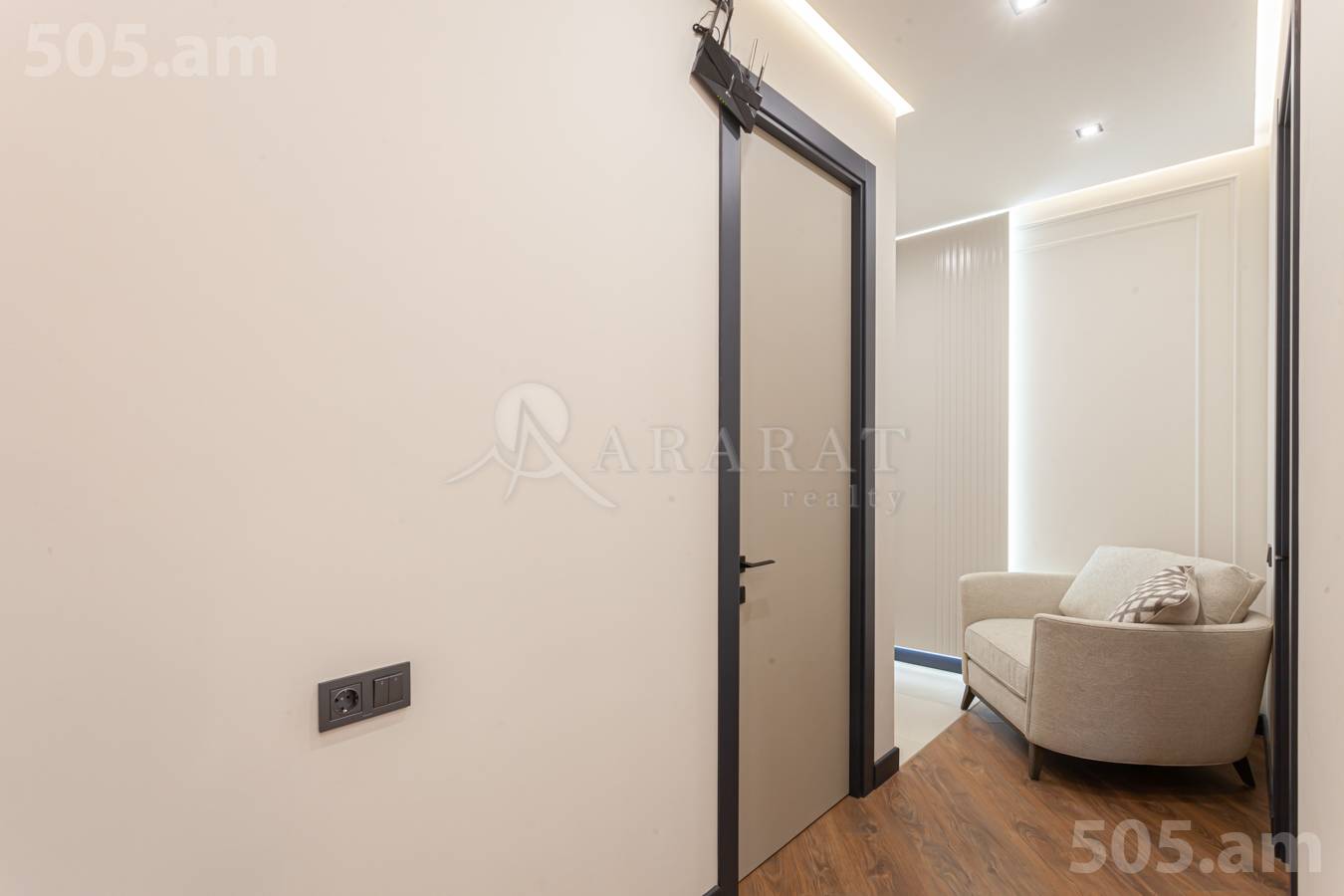 3 սենյականոց բնակարան  Լվովյան փող, Նոր Նորք Երևան, 152216