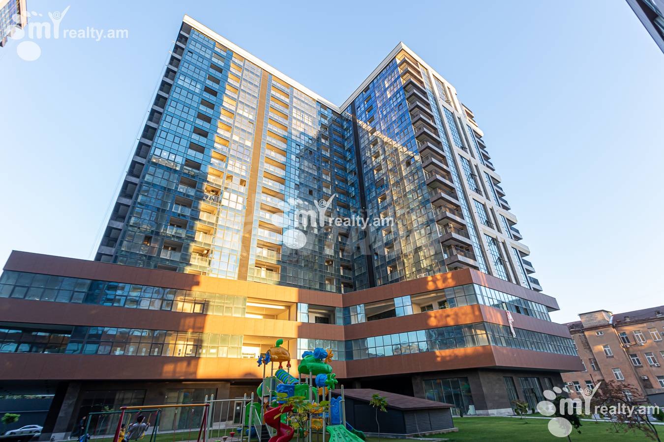 Купить 3 комнатную квартиру Комитас пр, Арабкир Ереван, 155609