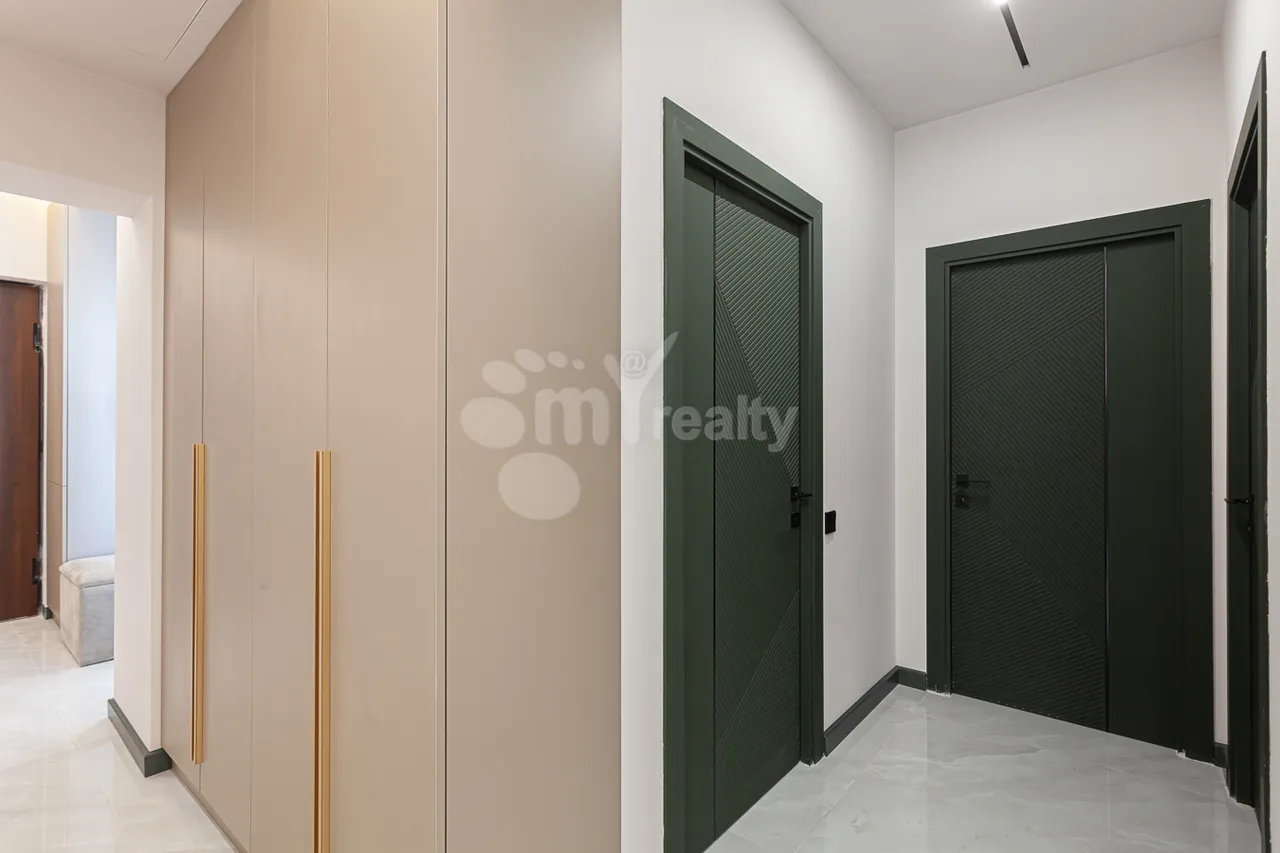 3 bedroom apartment for sale Arshakunyats Ave, Center Yerevan, 161854