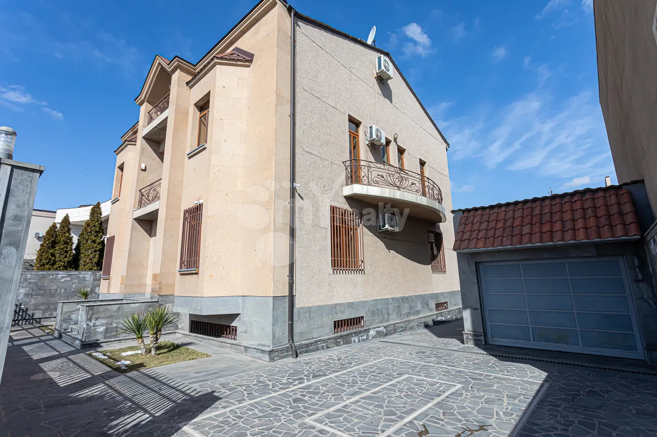 House for sale خیابان زاراف آقبیور, آوان ایروان, 159132