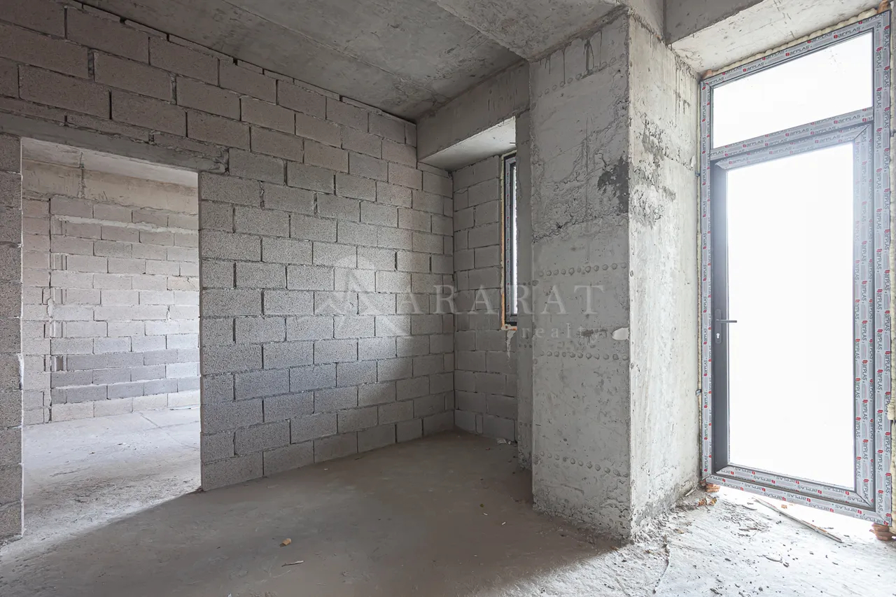 3 bedroom apartment for sale Antarayin St, Center Yerevan, 157909