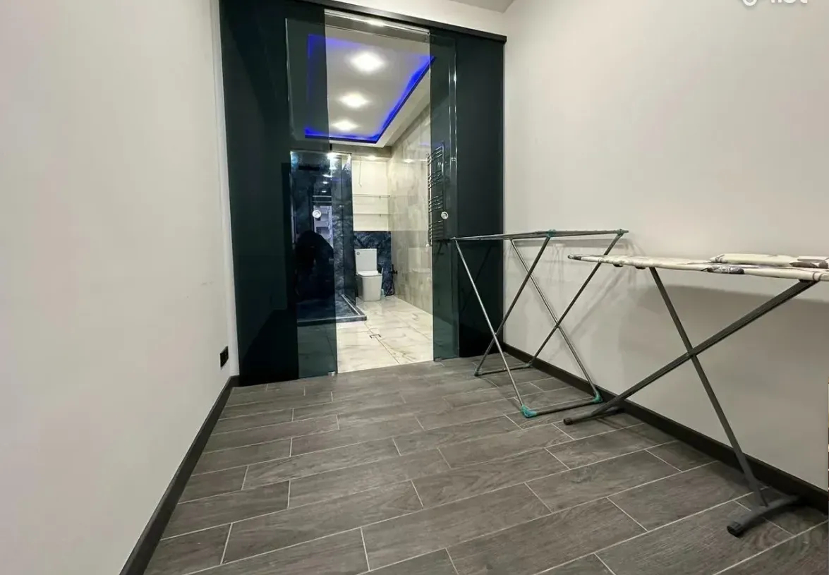 3 bedroom apartment for rent Yekmalyan St, Center Yerevan, 161572