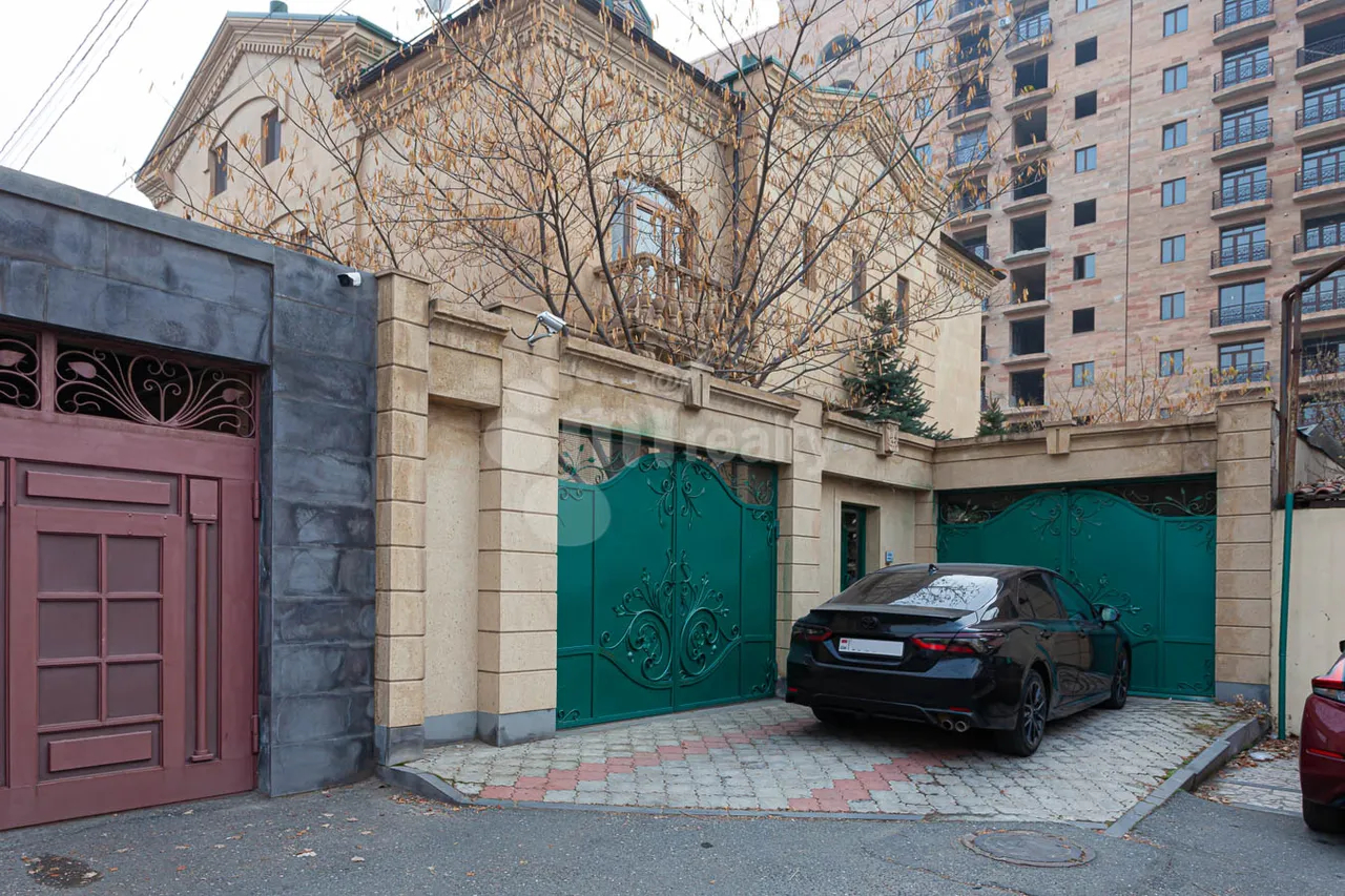 House for sale Pirumyans St, Dawtaschen Yerevan, 157263