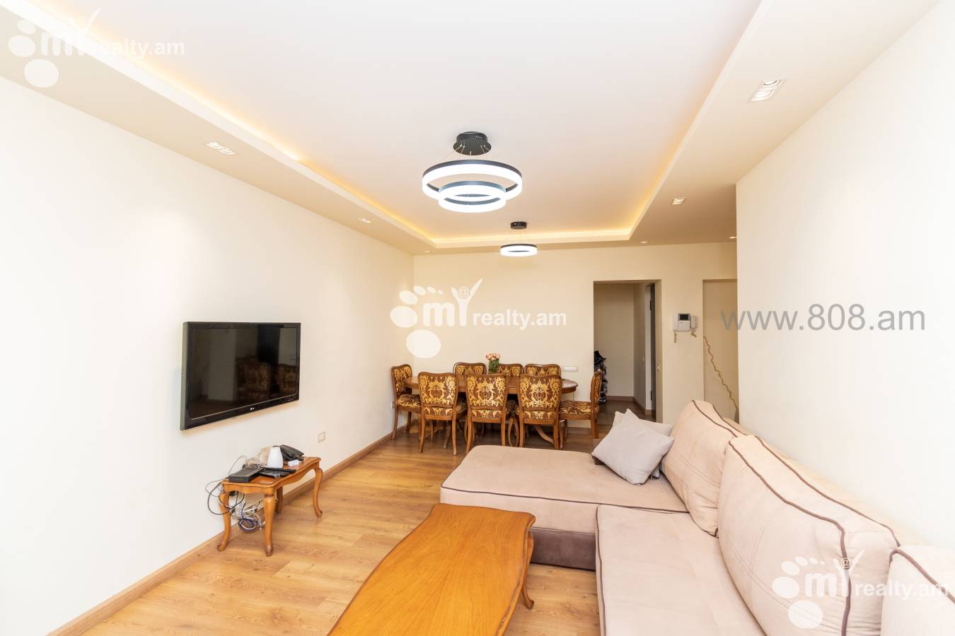 3 սենյականոց բնակարան  Սարյան փող, Կենտրոն Երևան, 130219