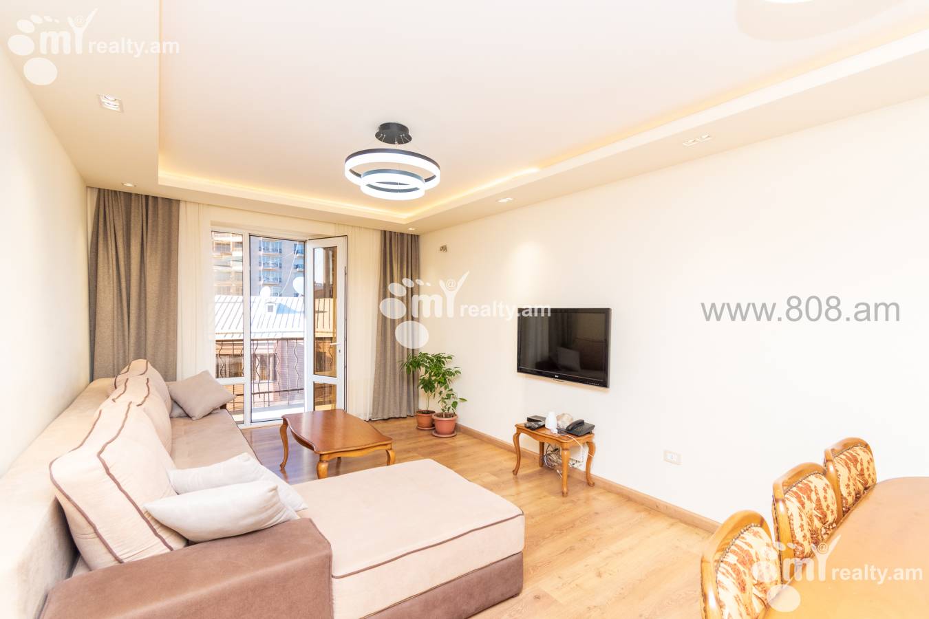 3 bedroom apartment for sale Saryan St, Center Yerevan, 130219
