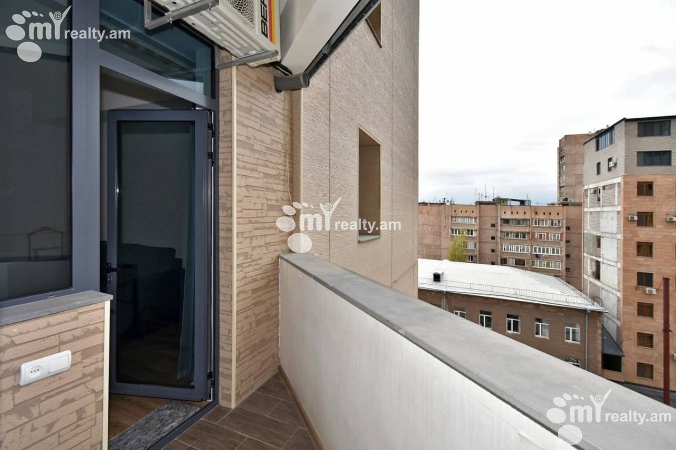 Купить 3 комнатную квартиру Комитас пр, Арабкир Ереван, 142338