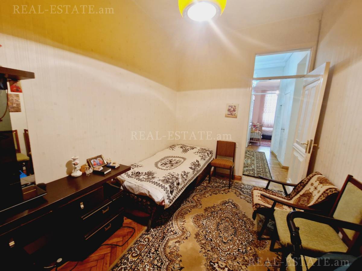 3 bedroom apartment for sale محله کیلیکیا, مرکز شهر ایروان, 130748