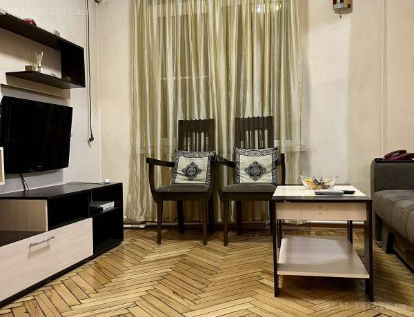 1-senyakanoc-bnakaran-vardzakalutyun-Yerevan-Center