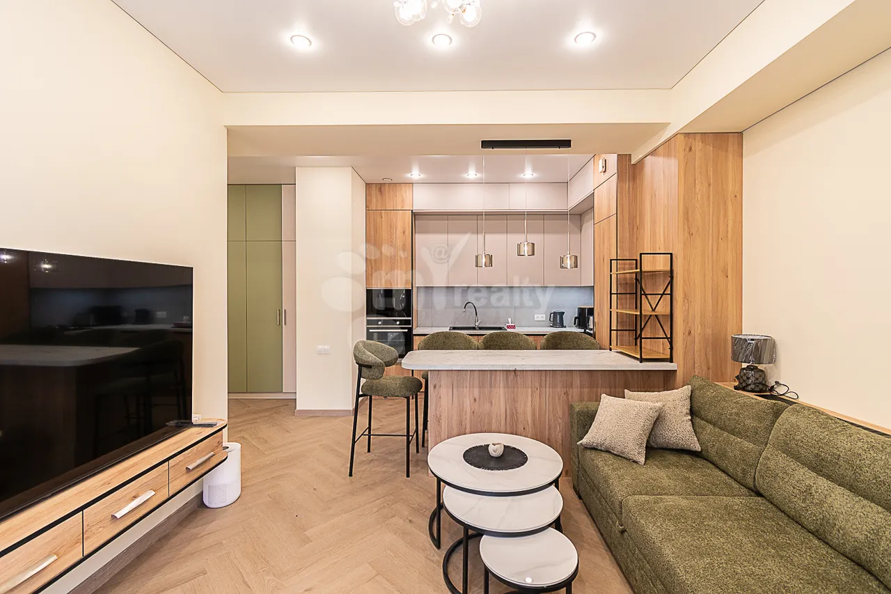 2 սենյականոց բնակարան վարձով Արգիշտի փող, Կենտրոն Երևան, 159457